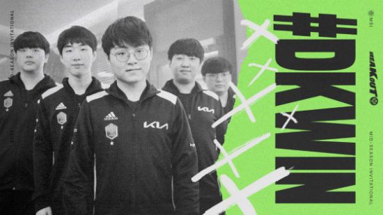 龙骑士菲尼克斯强势加入风暴英雄新篇章